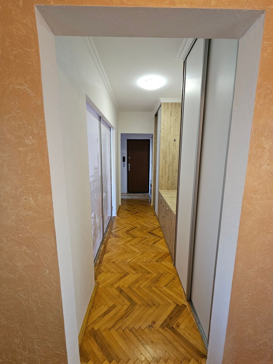 1837072016443780