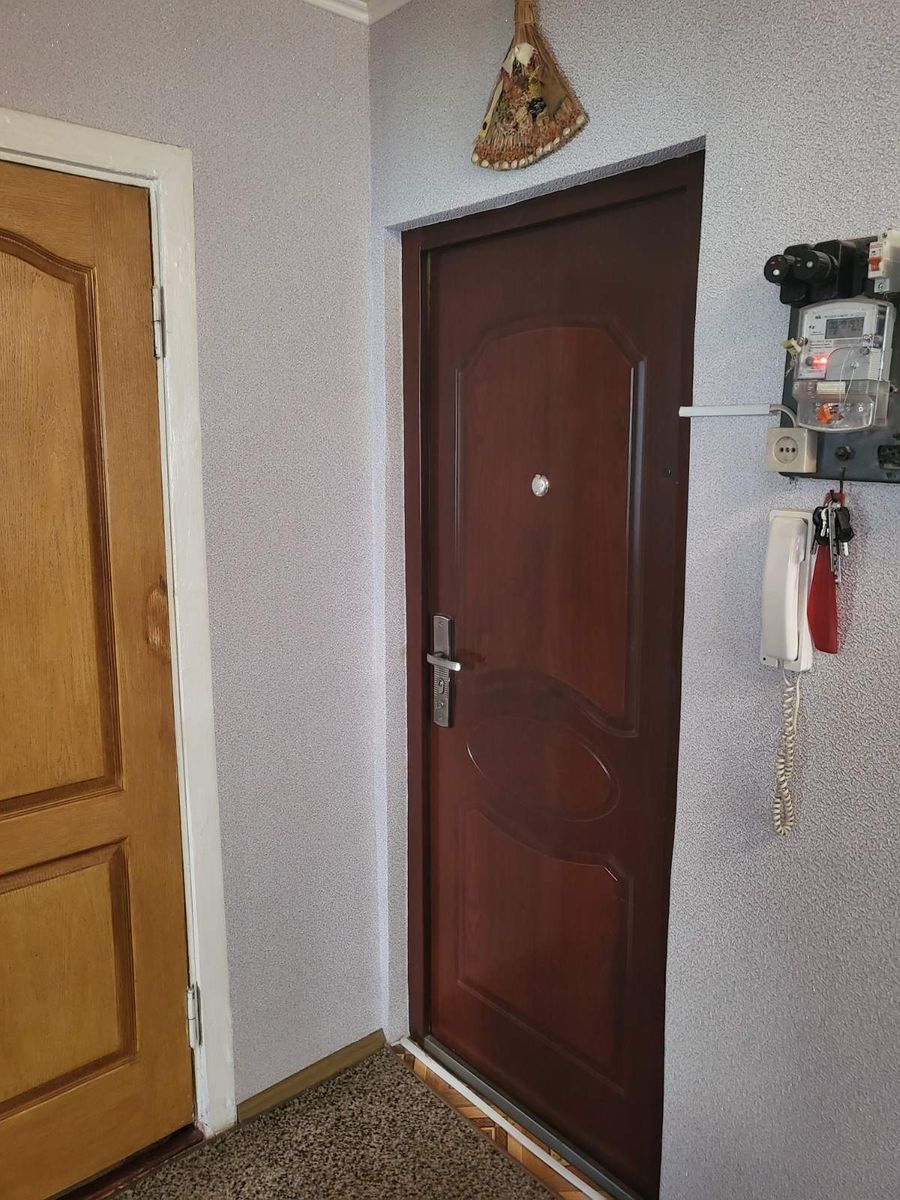 1837383722022781