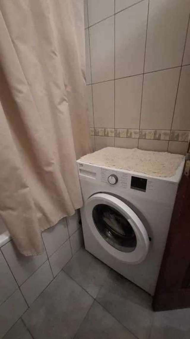 1837730567486782