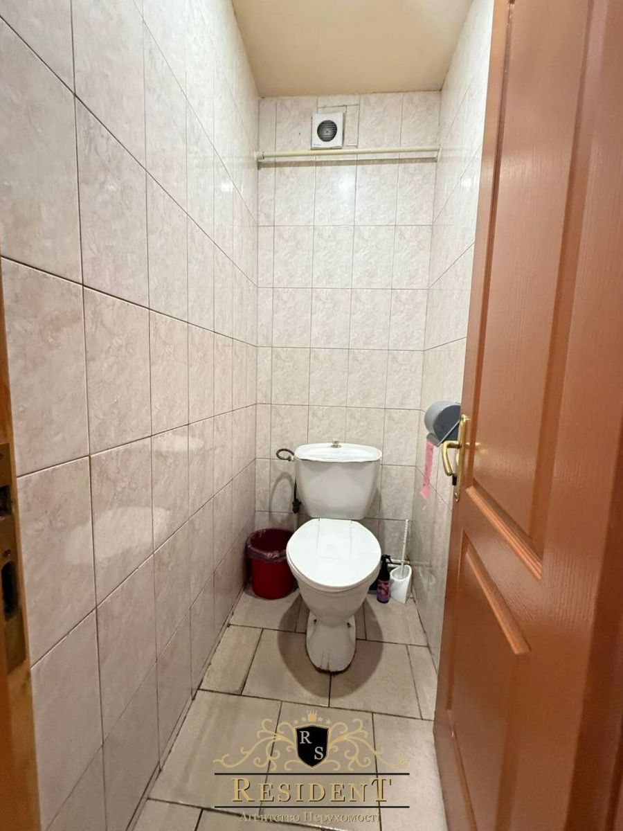 1835629309425783