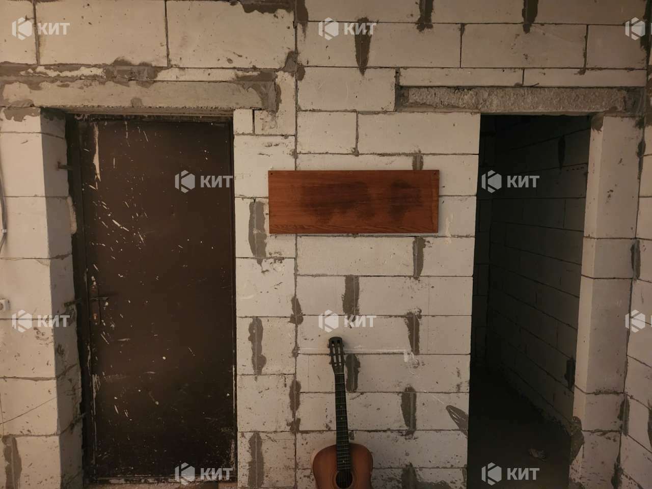 1830737063751784