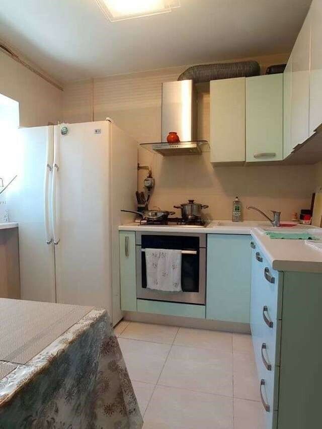 1832199106415784