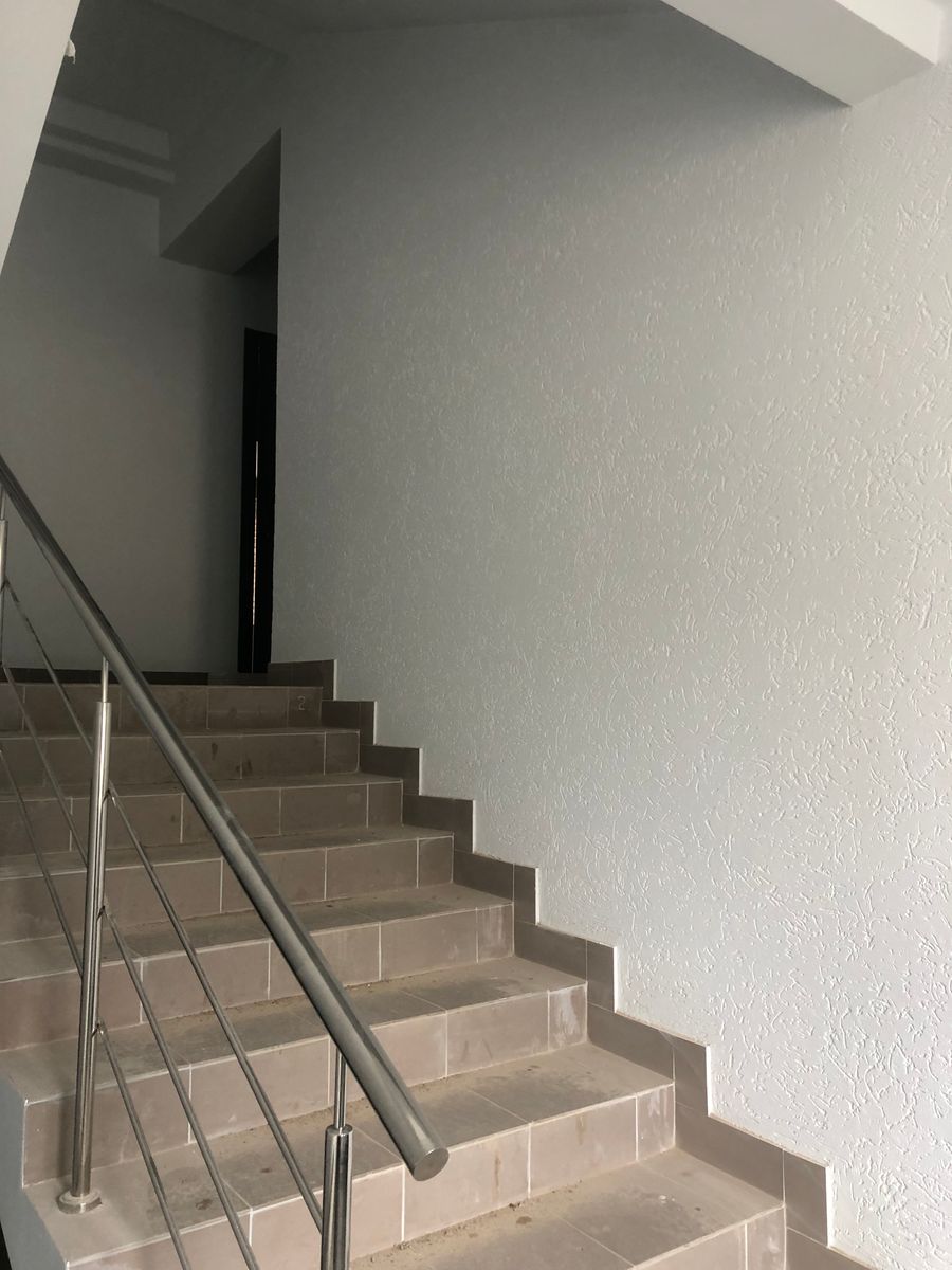 1831994604868786