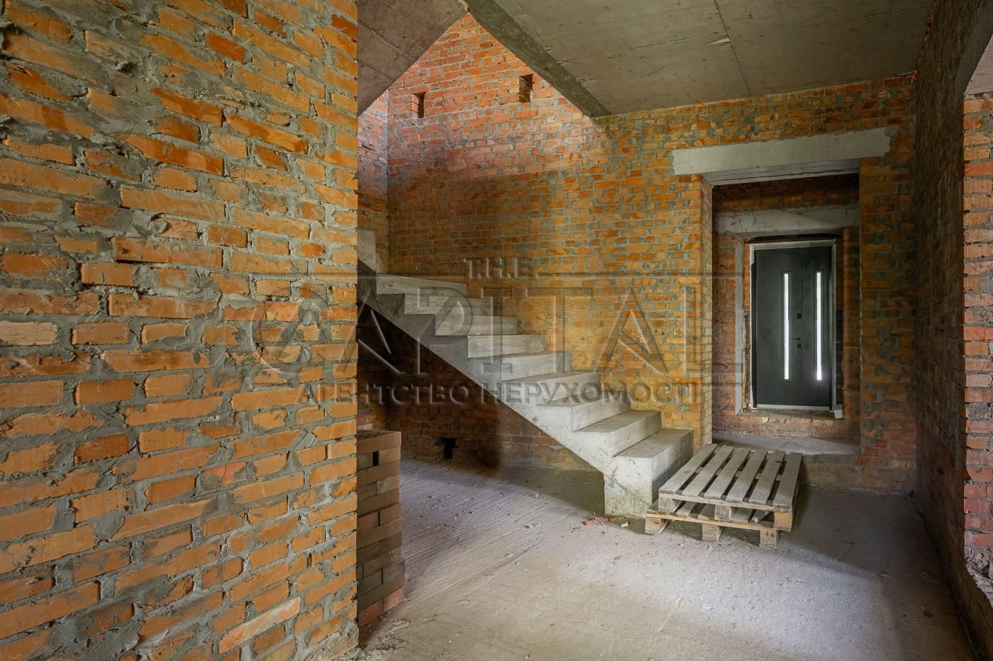 1834728750683786