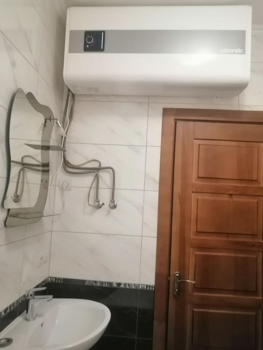 1836545670306786