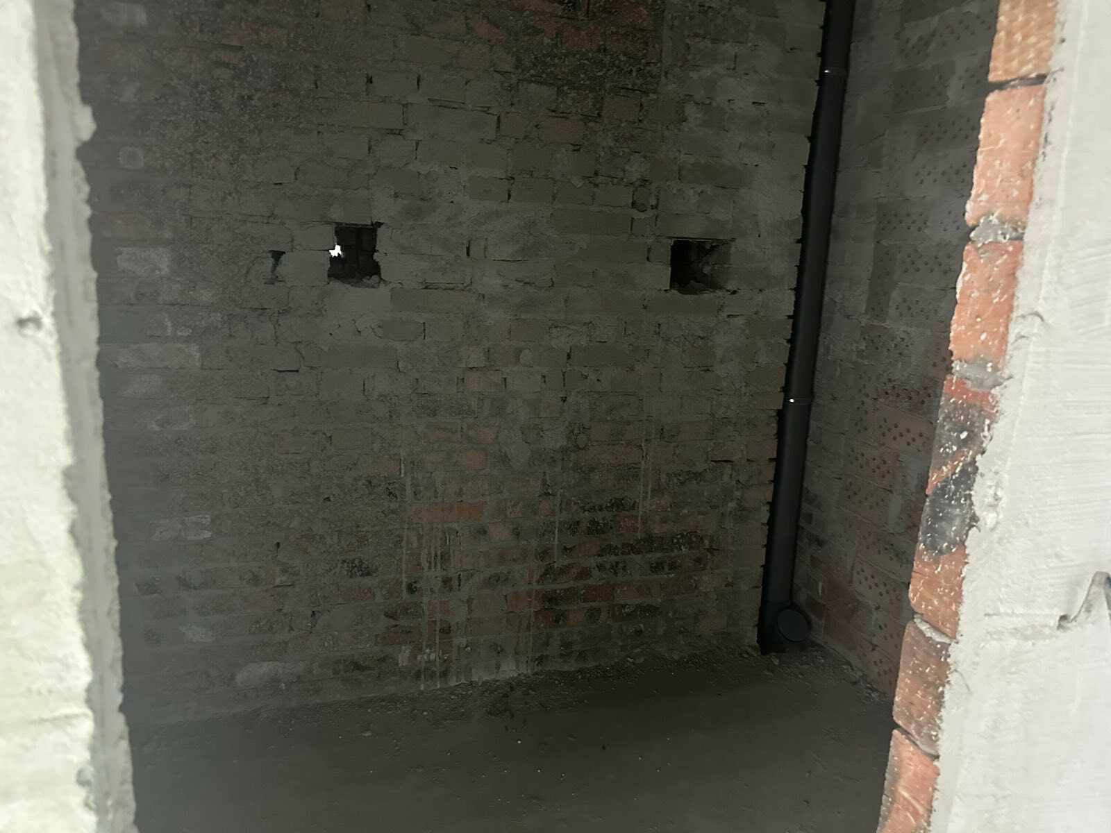 1834731035649787