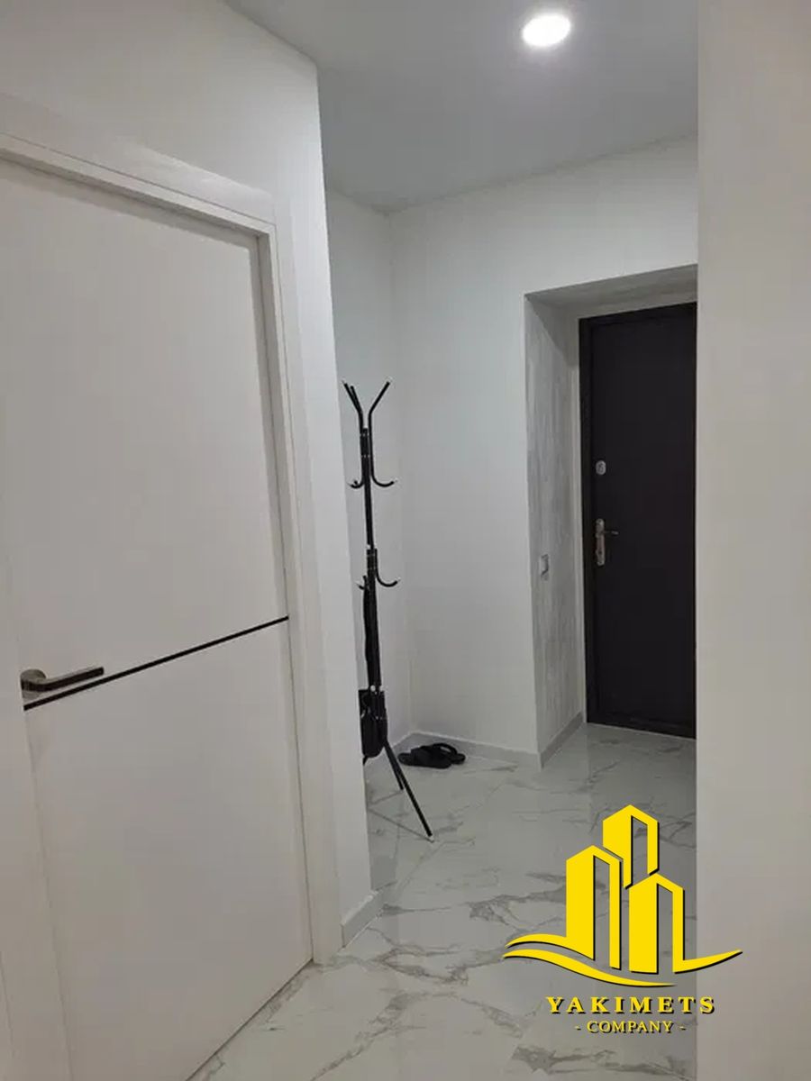 1842512746025787