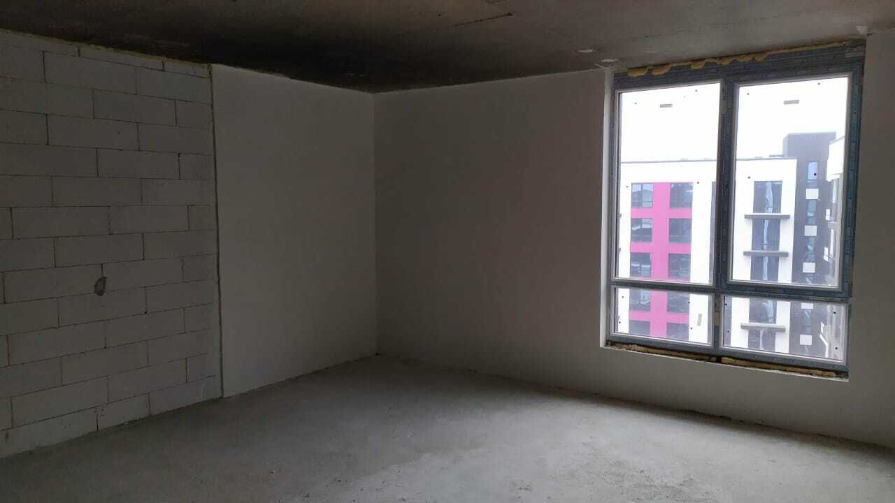 1831359434637792
