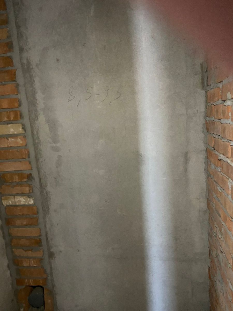 1837729732358792