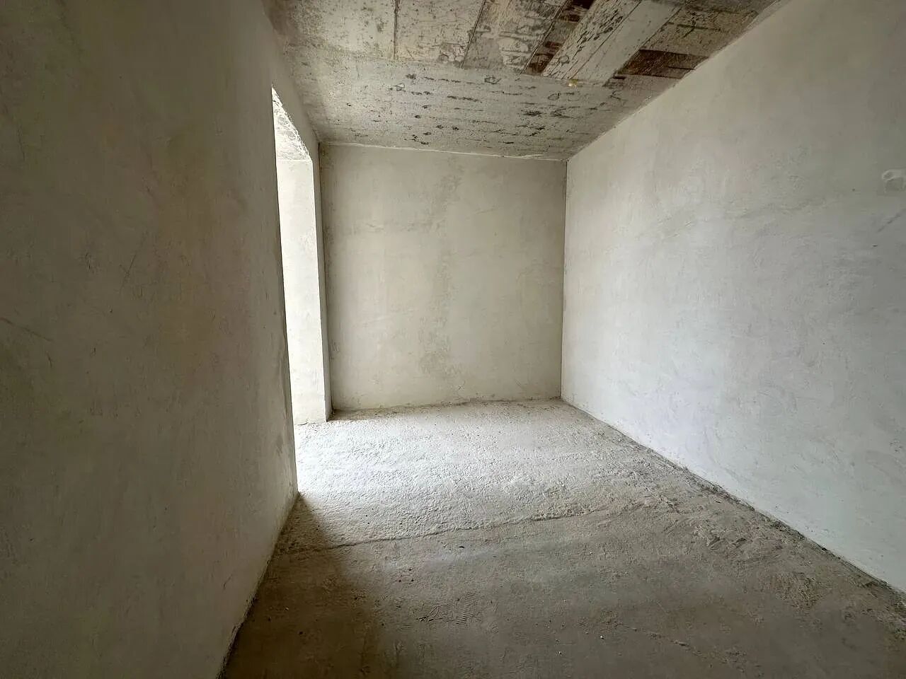 1842136305549794