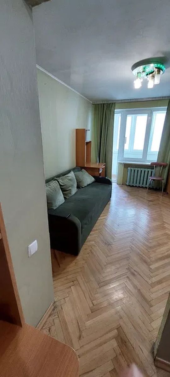 1837984439006795