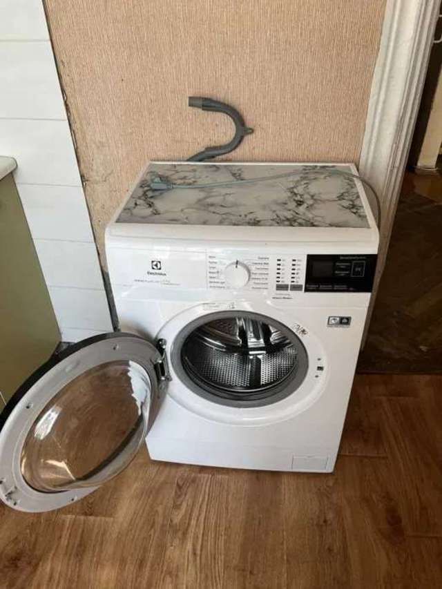1839705715384795
