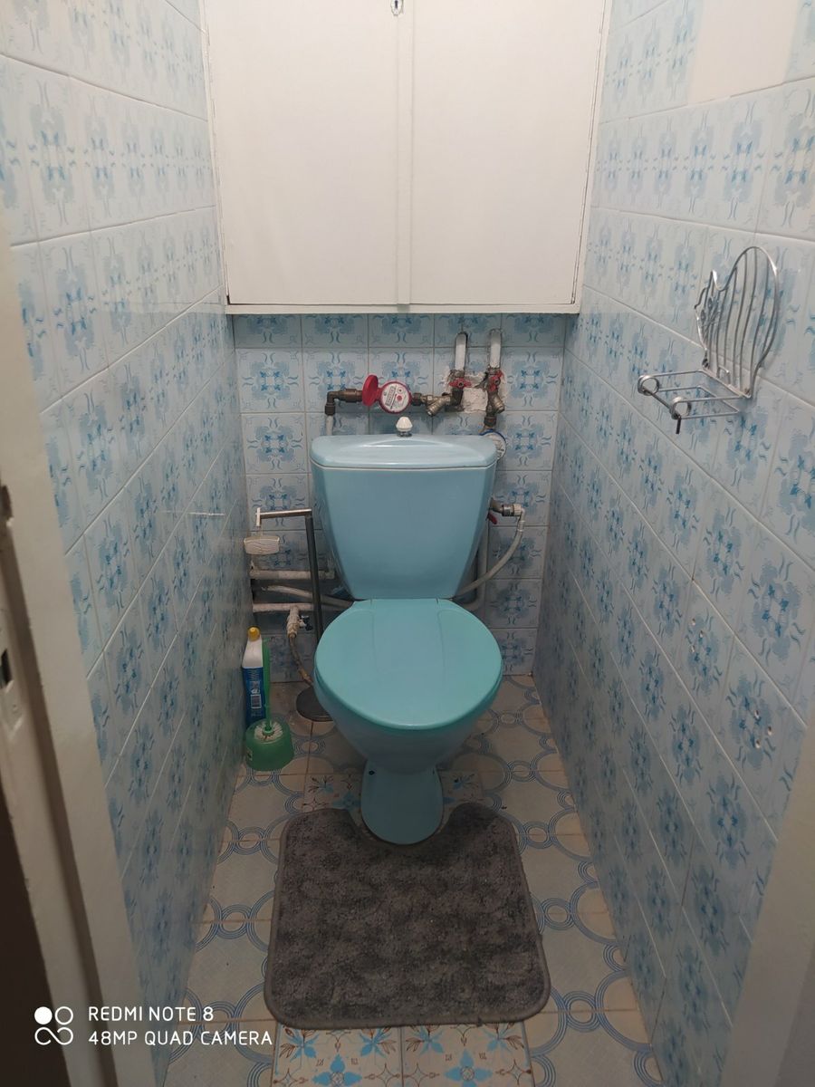1835826046911796