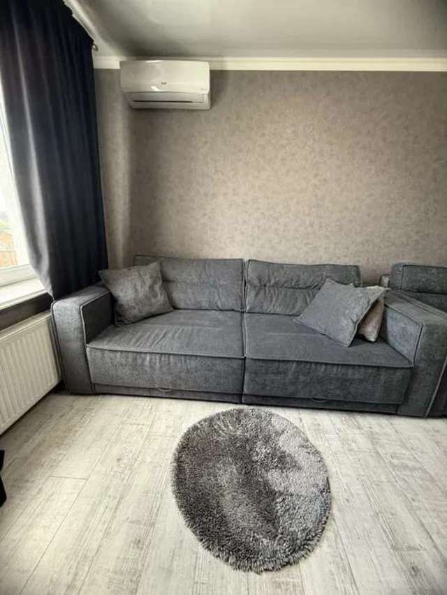1836426698546796