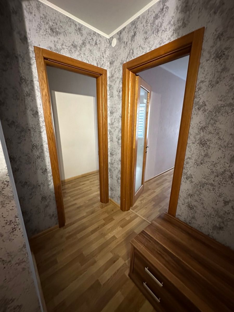 1842002637444797