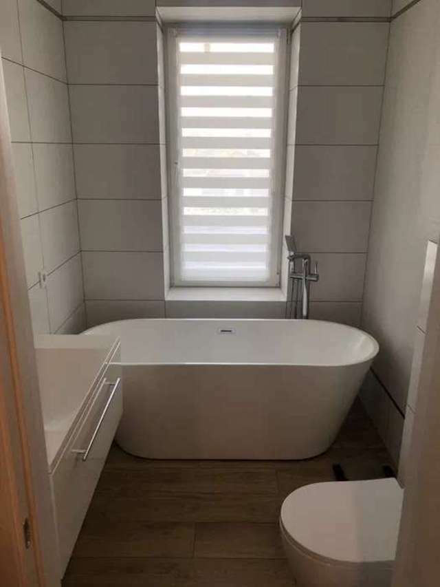 1832539616910798