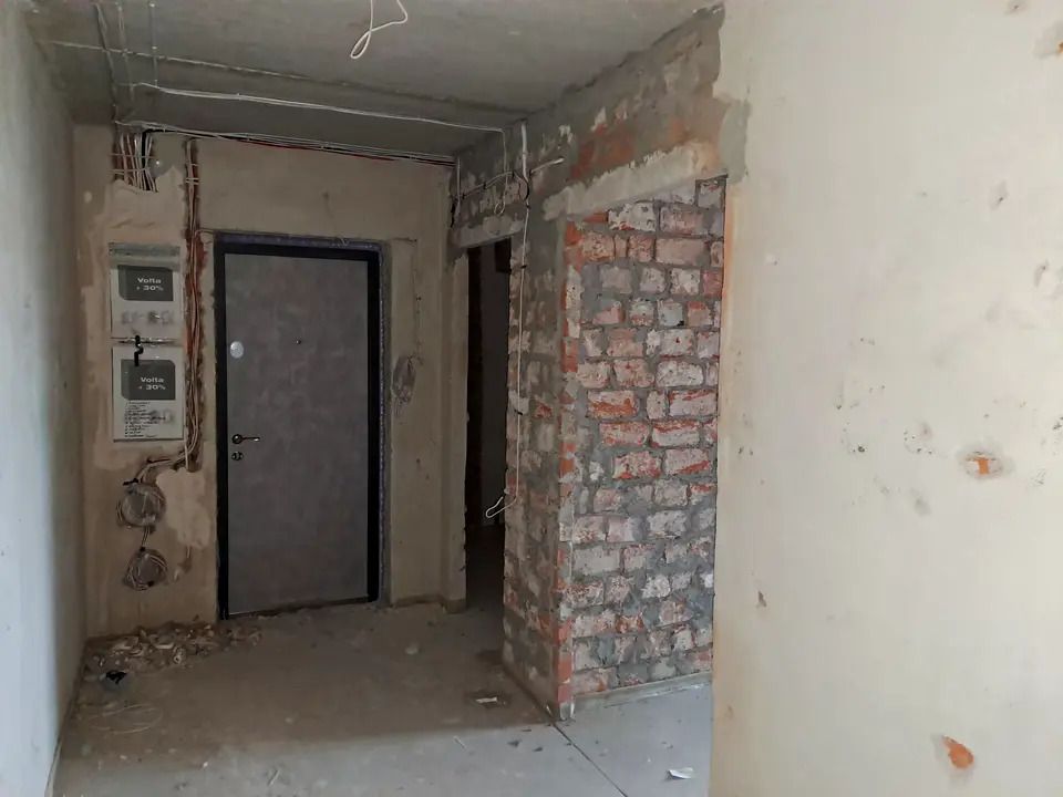 1841594362165798