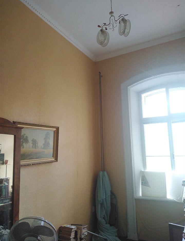 1832637297045799