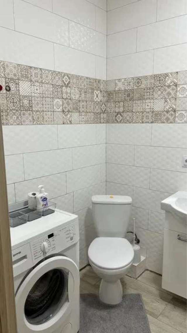 1837980859606008