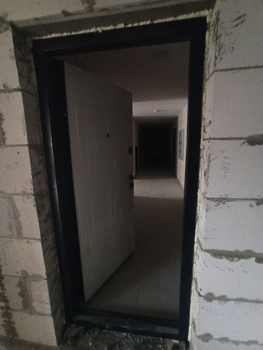 1827657679030080