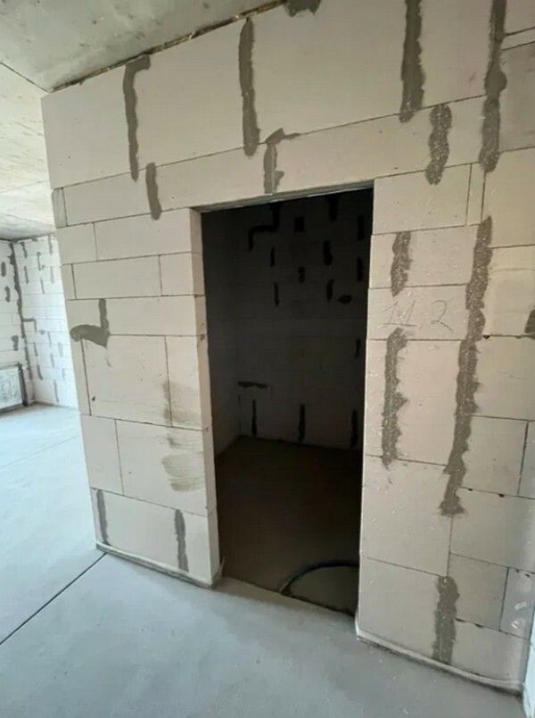 1837890903616080