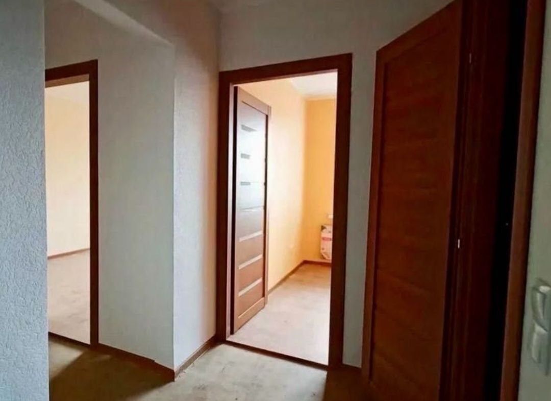 1839966944296080