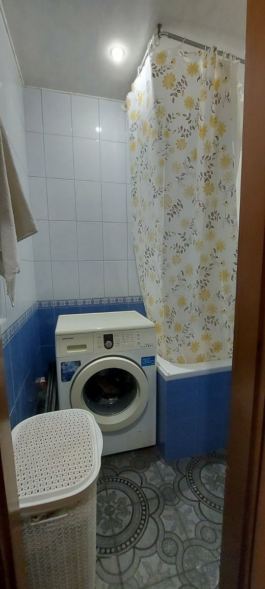 1815150500956800