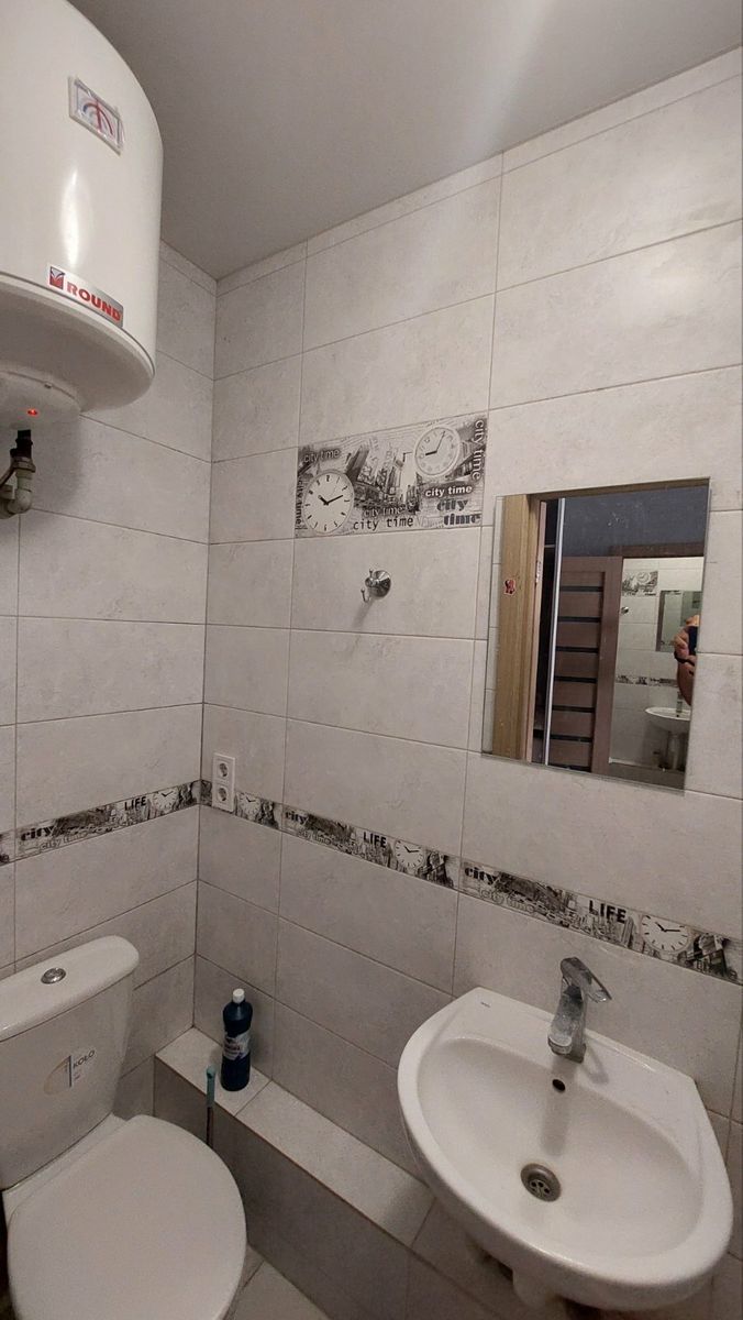 1833451065357801