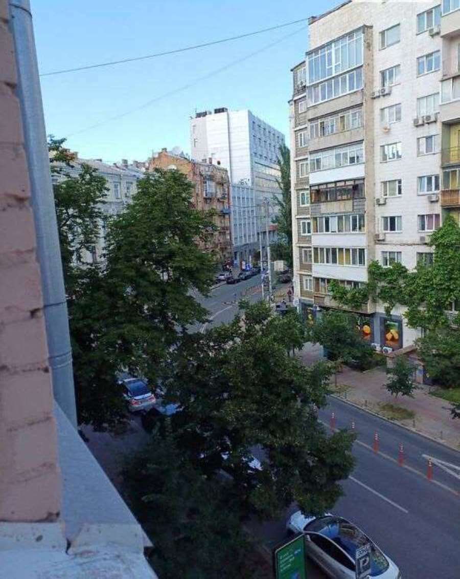 1836518504022801