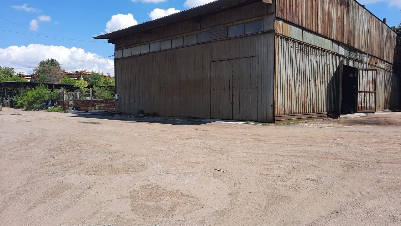 1823749434748803
