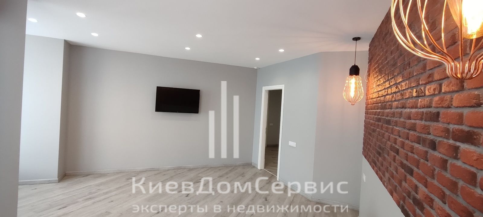1815001151458808