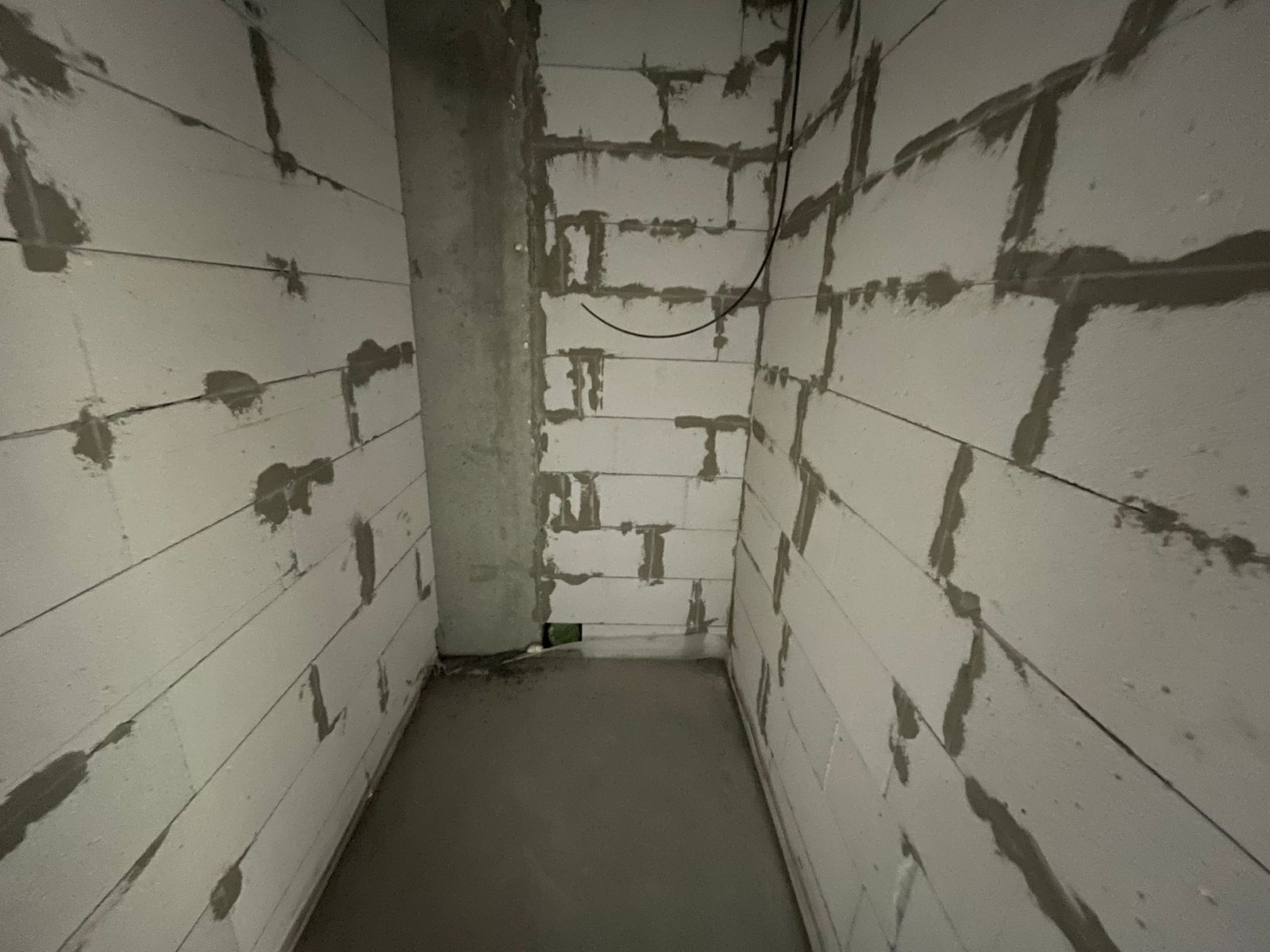 1824947496016809