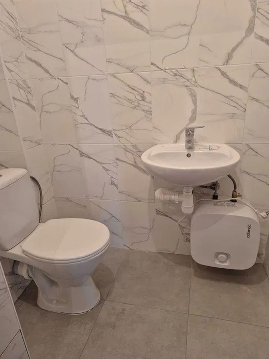 1833364474360081
