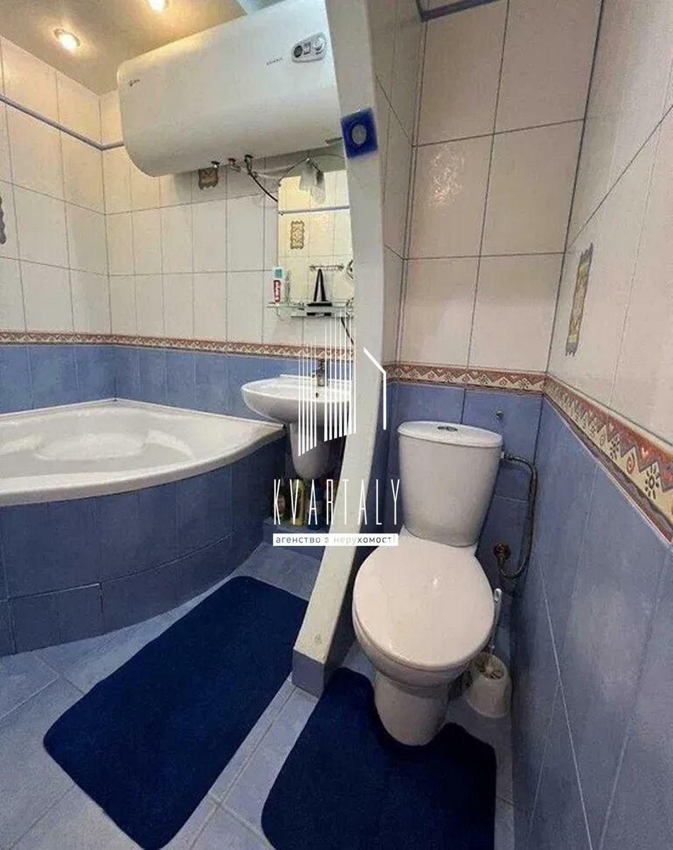 1829648725232810