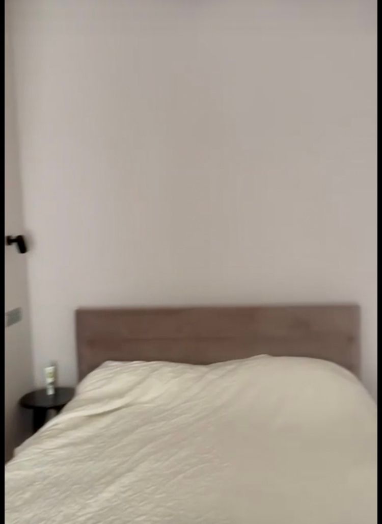 1839654444155810