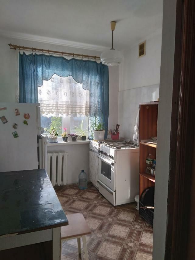 1830901638401811