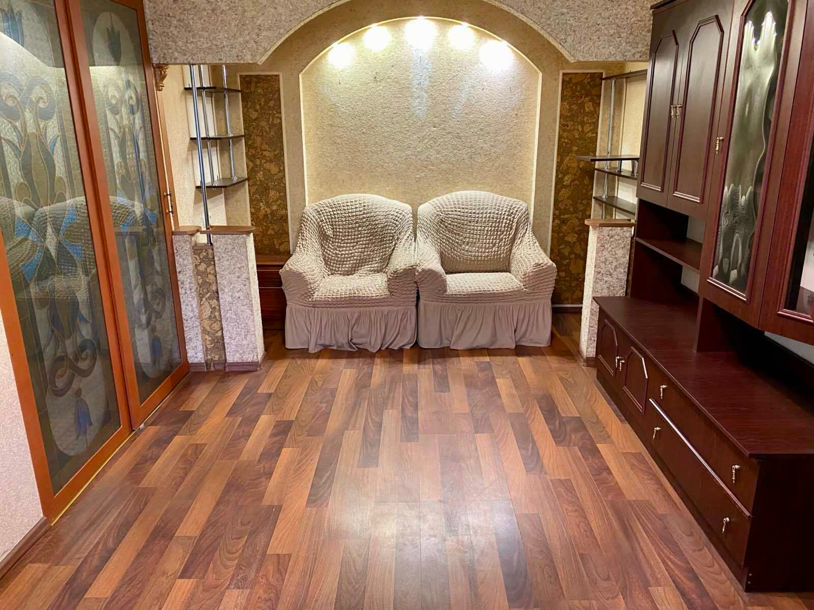 1838962754716812