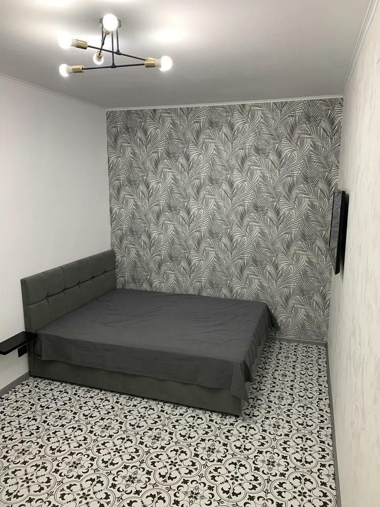 1837894153332813