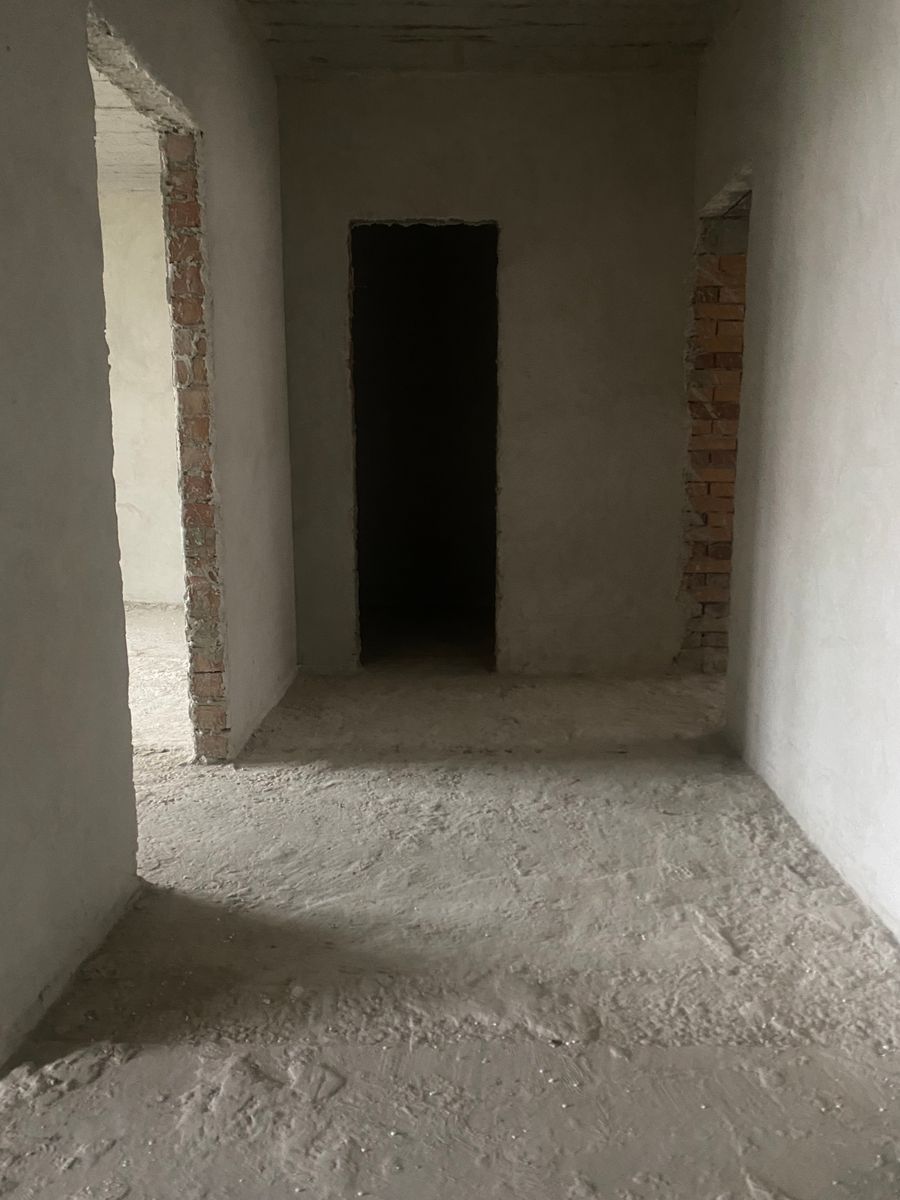 1838249415988813