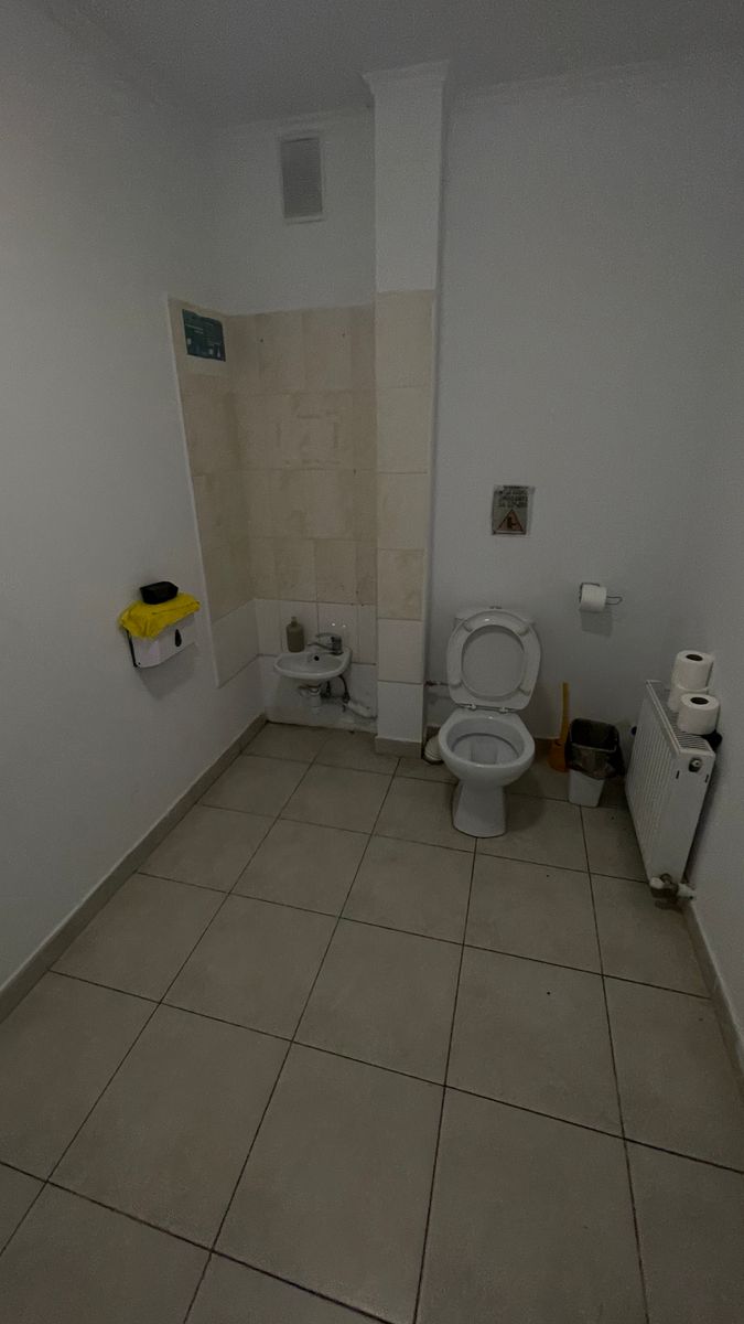 1842047440673813