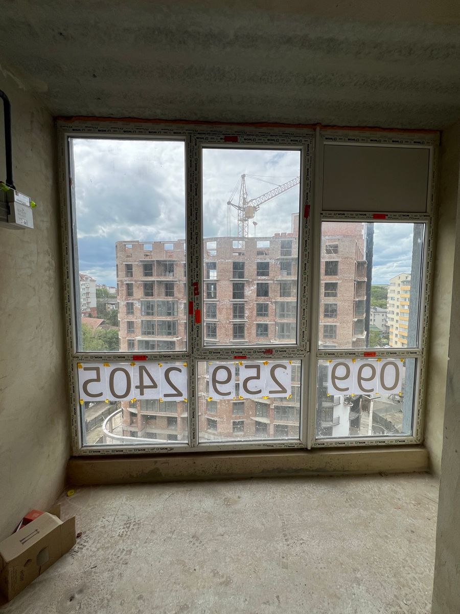 1832558703971814