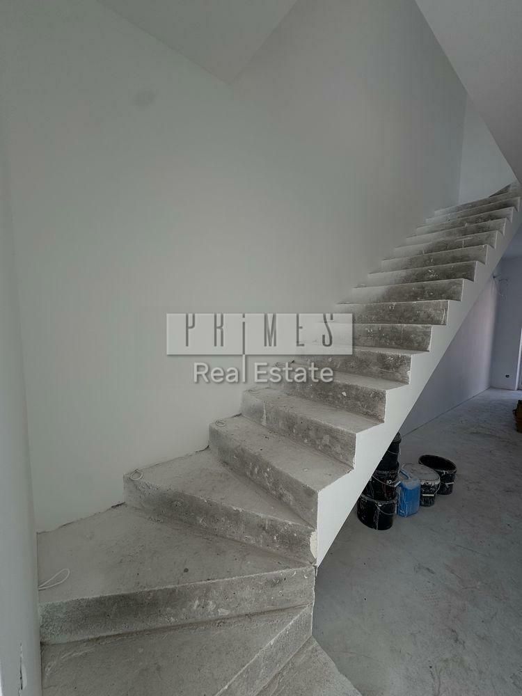 1837085381517814