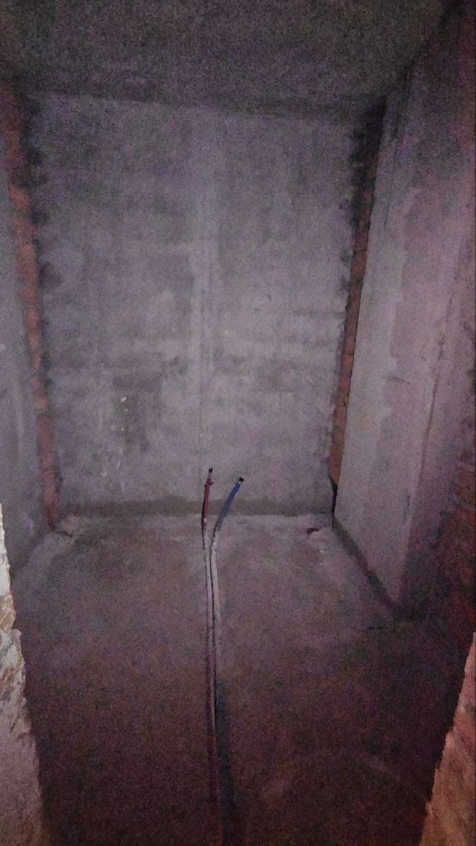 1832270457151815