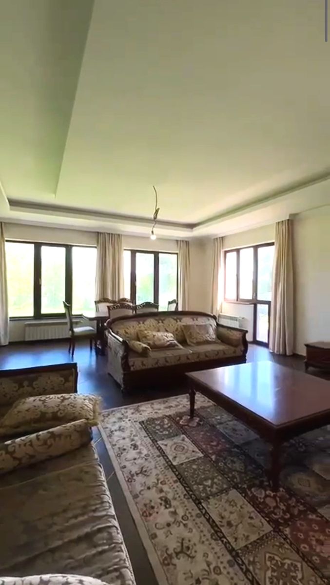 1834277750791816
