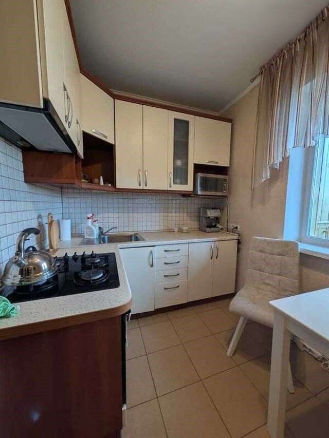 1840142672517816