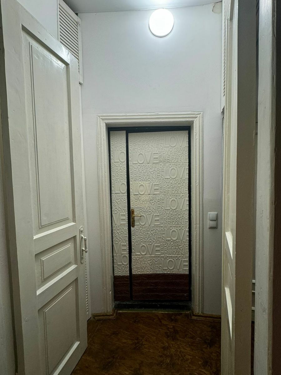 1836428246599818