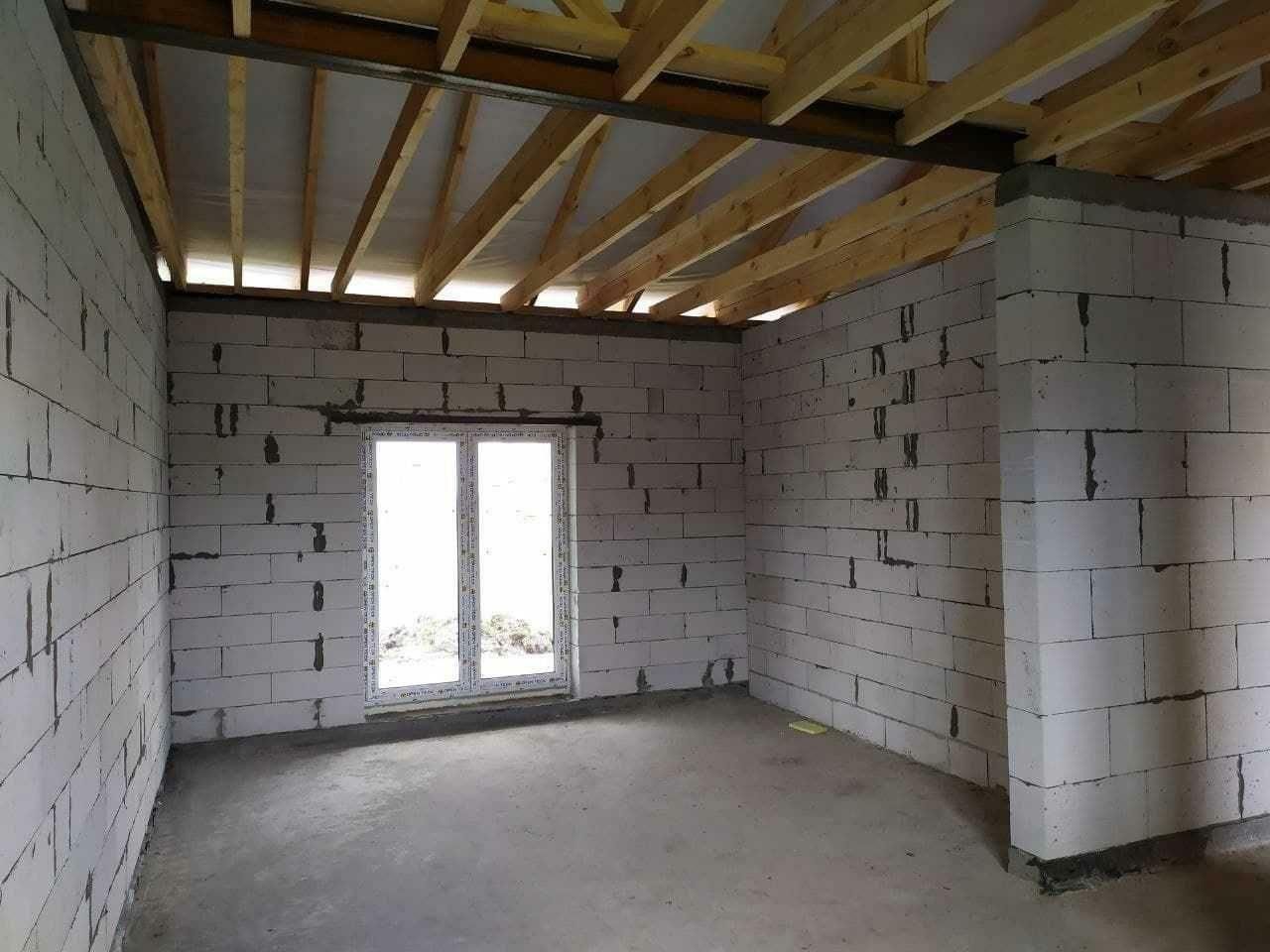 1835823820836819