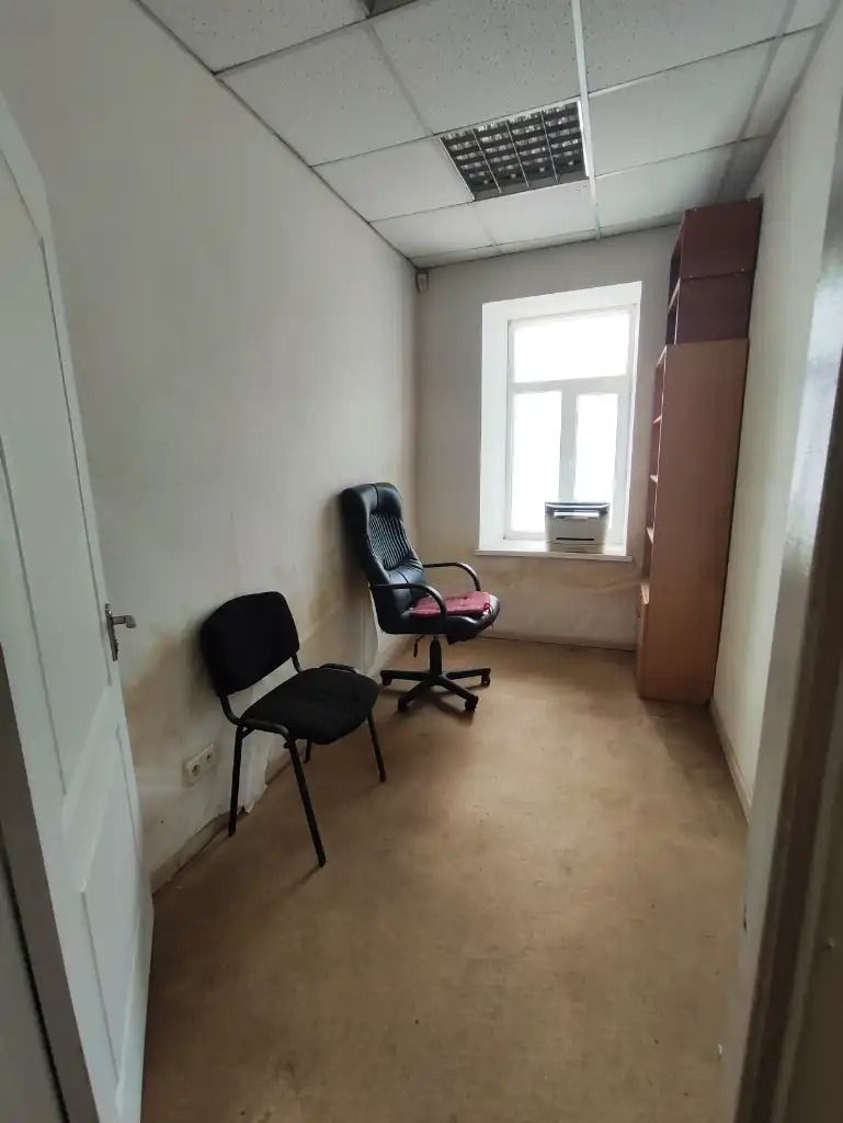 1836651119154819