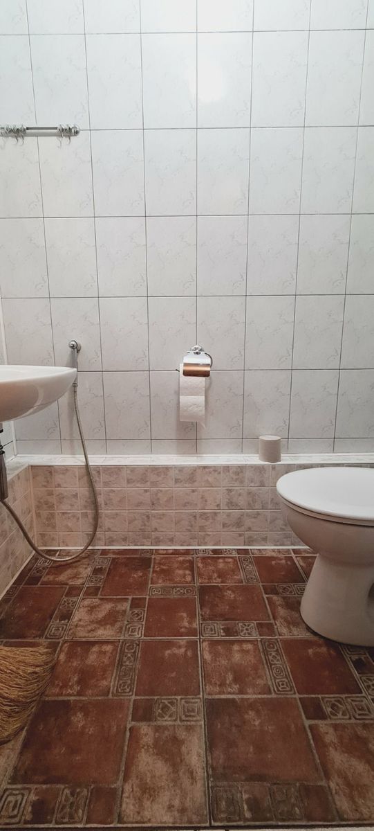 1838074991812820