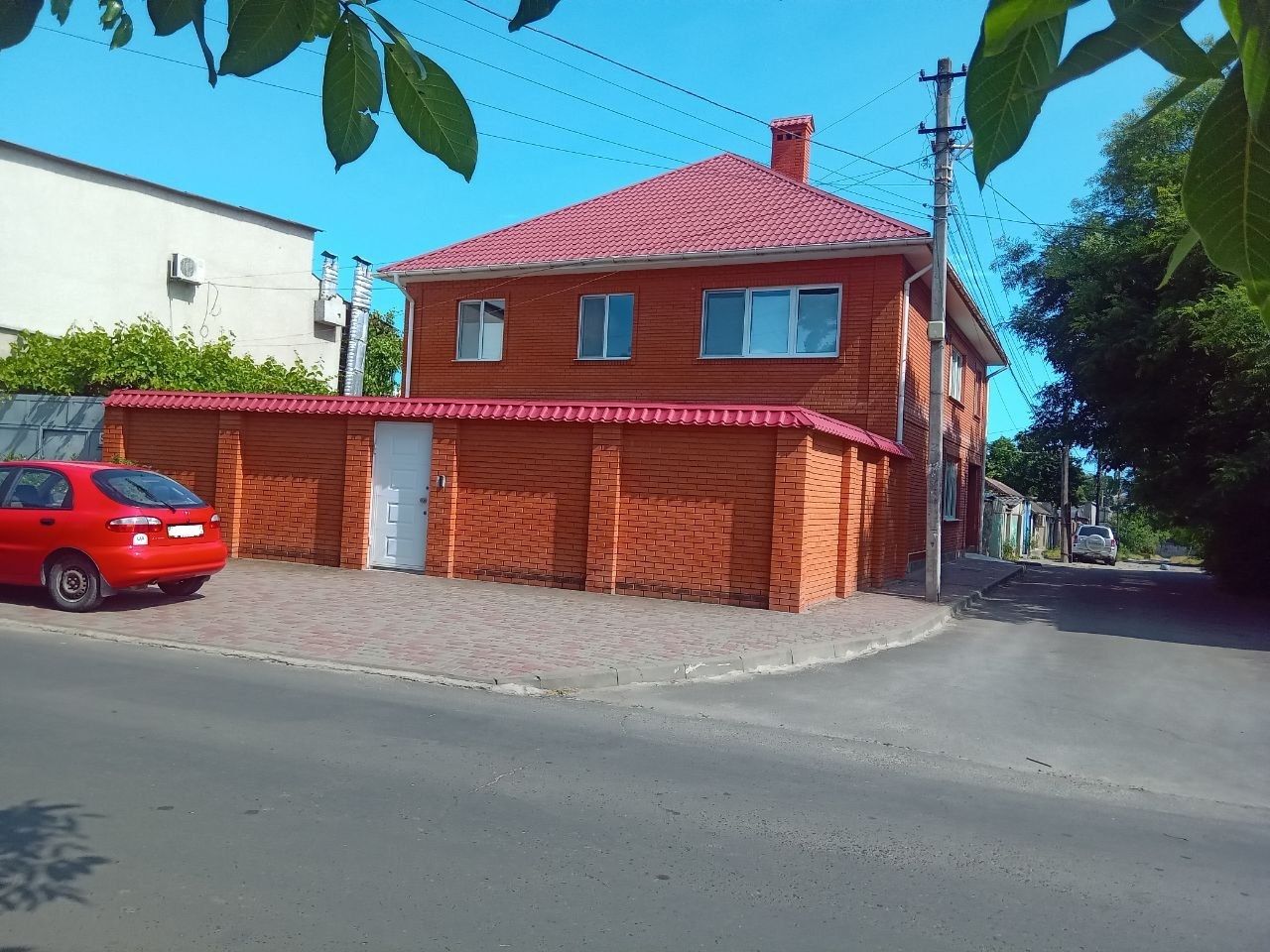 1834837421122821